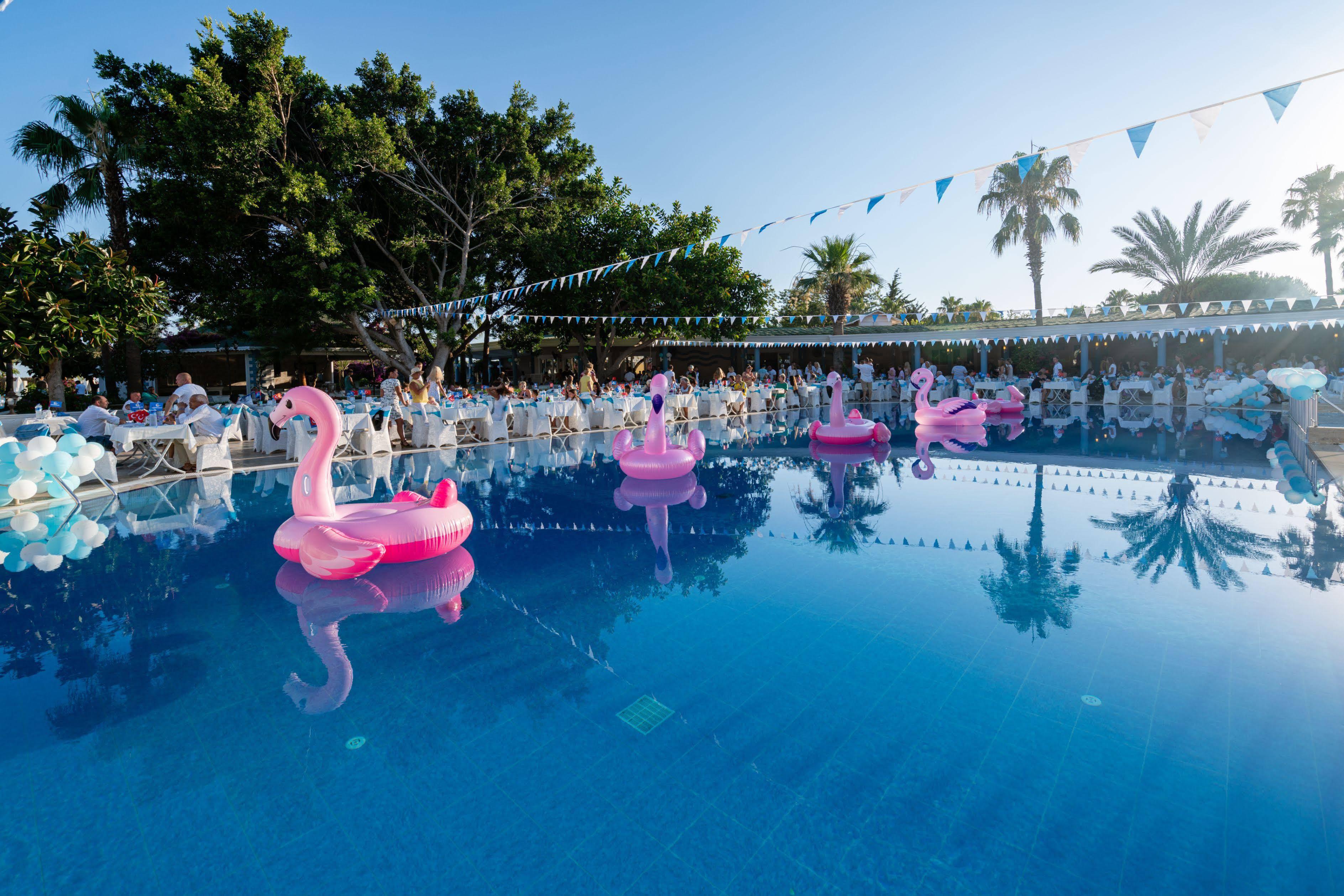 The Garden Beach Hotel Konakli Exterior photo